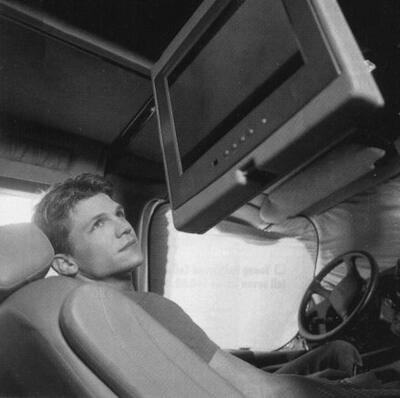 Riley · Darsteller